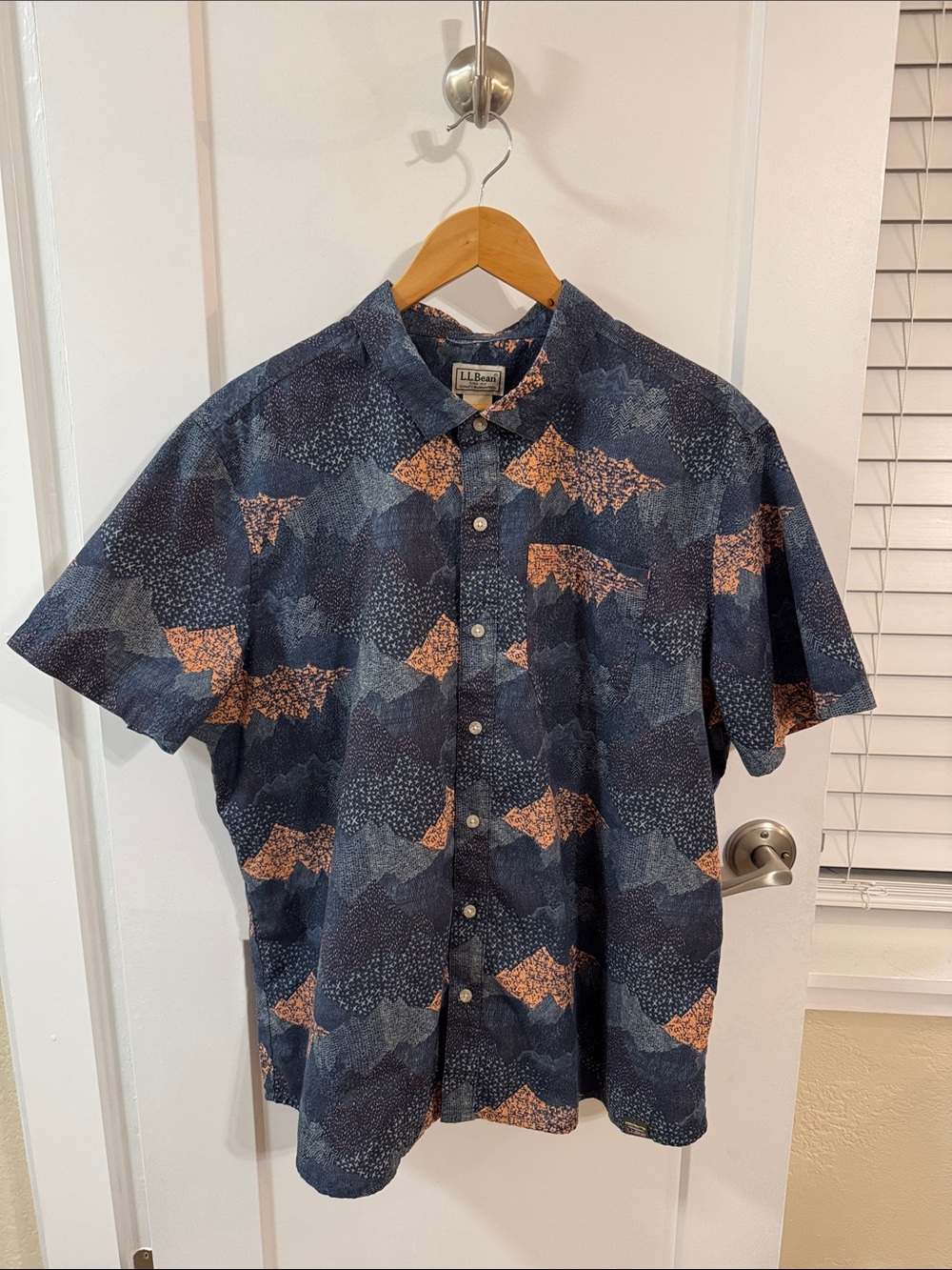 L.L. Bean Men’s All-Adventurer Shirt Navy Short-Sleeve Button-Down Size XL REG